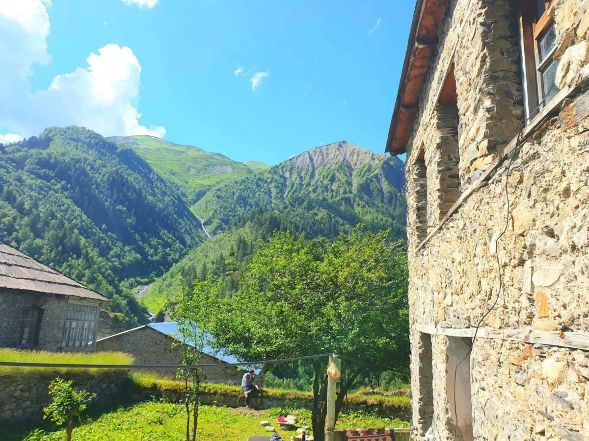 Panorama guesthouse Mata C. Adishi Exterior foto