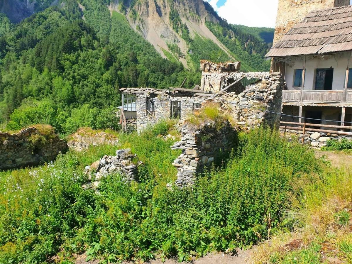 Panorama guesthouse Mata C. Adishi Exterior foto